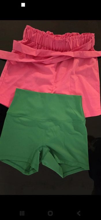 Lot 2 shorts fille 10 ans rose et vert