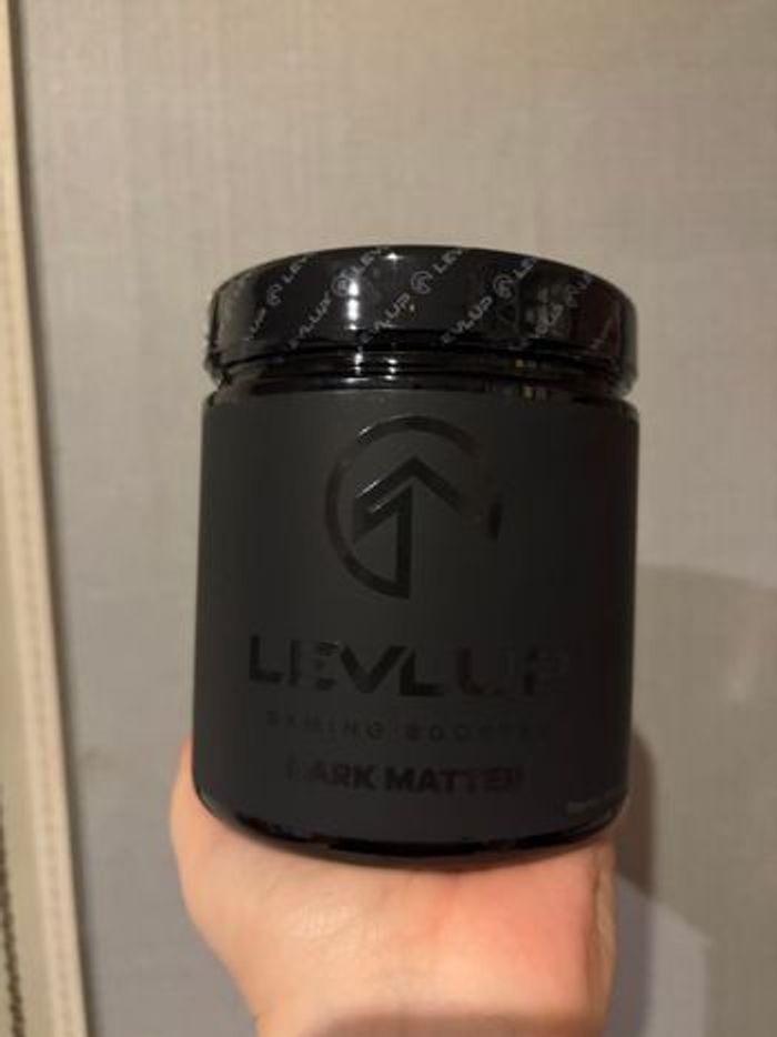 Pot de LevlUp Dark Matter Scellé