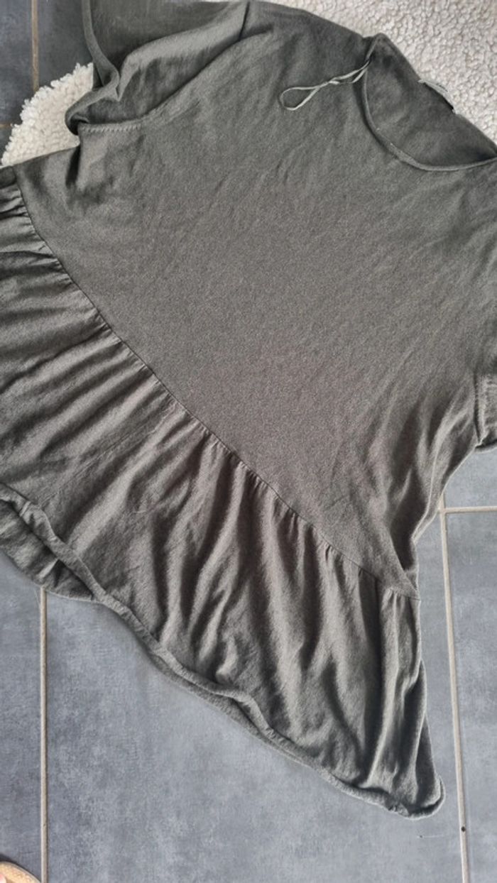 Haut tee shirt Zara kaki souple L maille oversize asymétrique - photo numéro 2