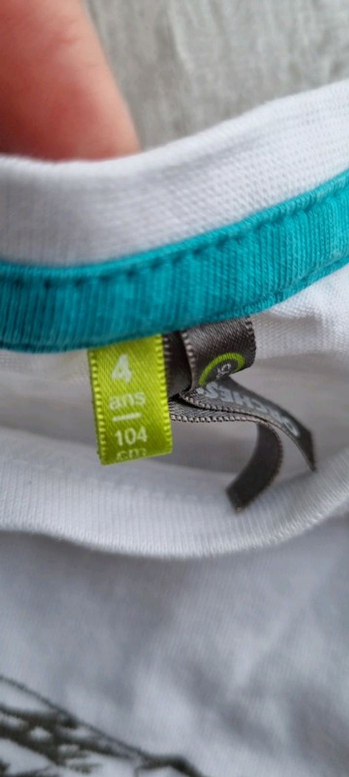 Tee-shirt Taille 4 ans - photo numéro 5