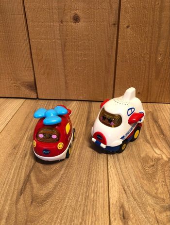 Tut tut bolide Léo P’tit hélico et Juliette super jet