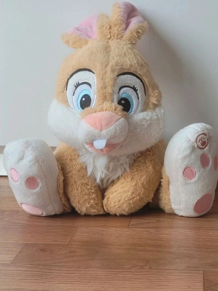 Peluche Miss Bunny Disney Primark assis