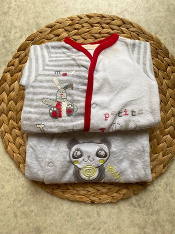 Lot 2 pyjamas dors bien 1 mois