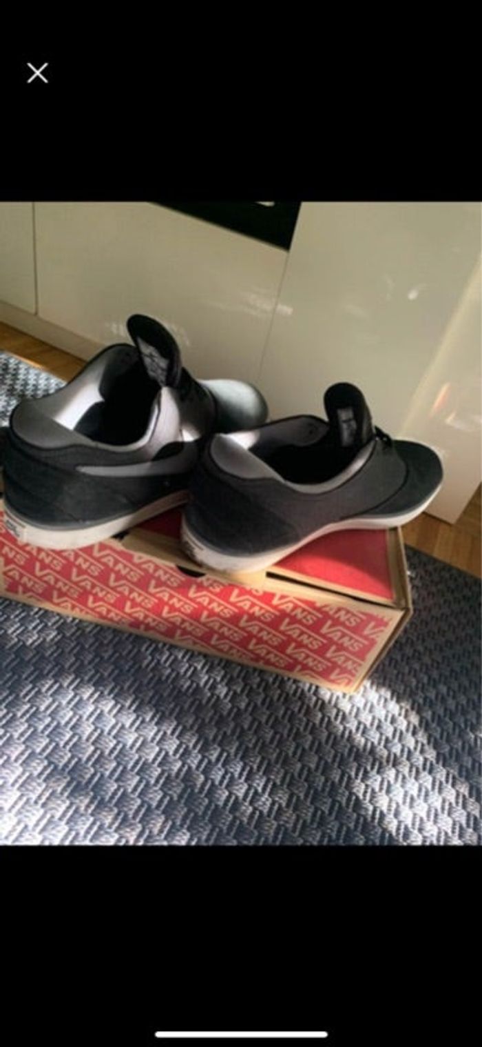 Vend Nike homme taille 44