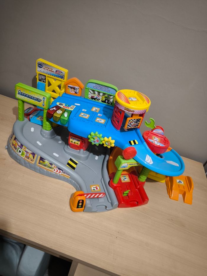 Circuit tut tut bolide