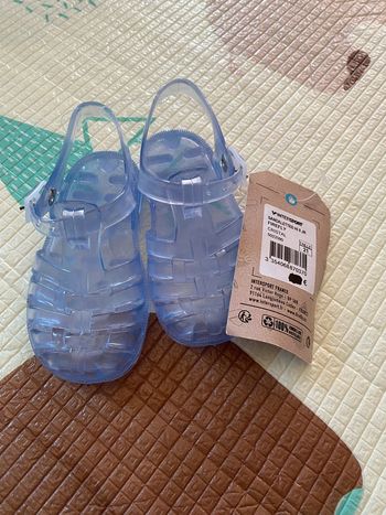 Sandales de plage Firefly Taille 21 neuf avec étiquette