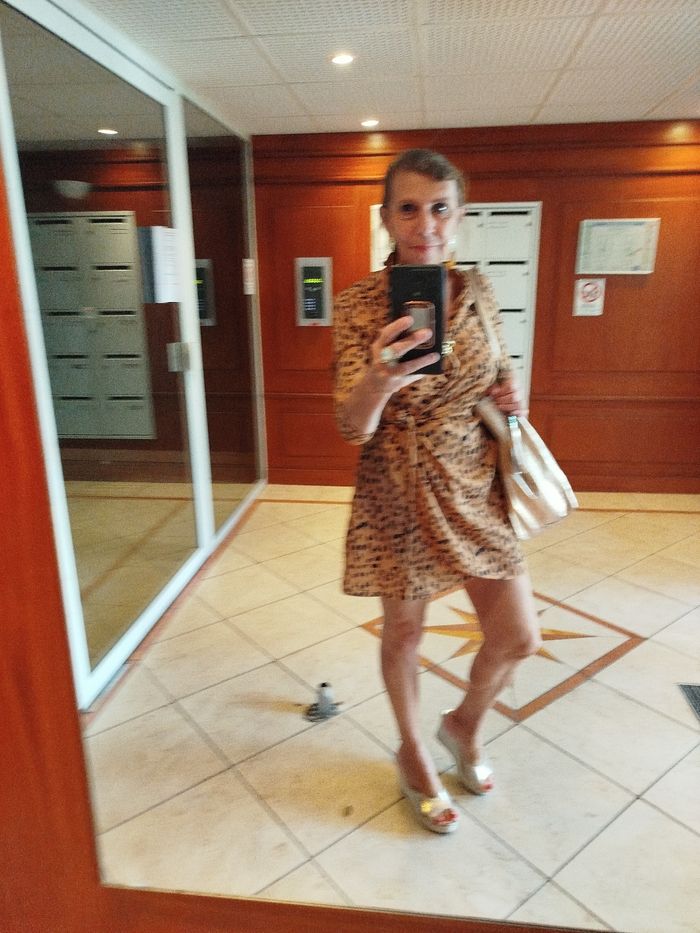 Robe 👗 M/L portefeuille BOOHOO - photo numéro 10
