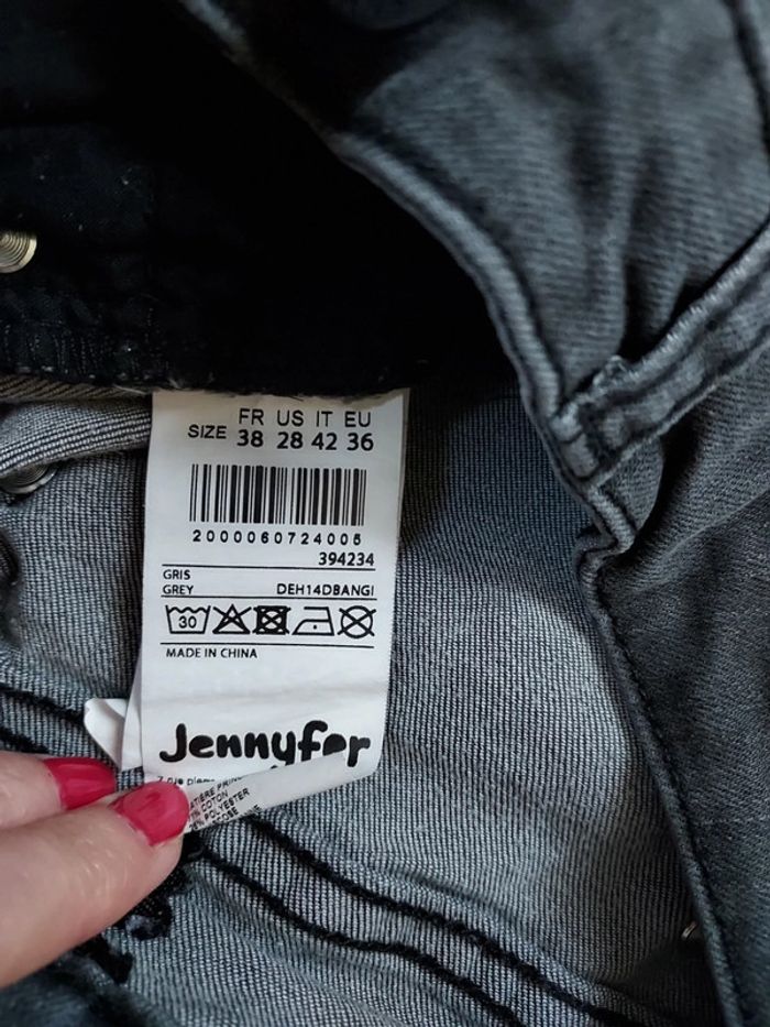 Jeans - photo numéro 3