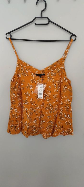 Top court taille 36 Etam