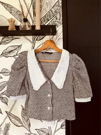 Taille 38 ~ M blouse courte manches ballon femme Zara noire et blanche 🌺