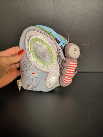 Livre en tissus pour bébé