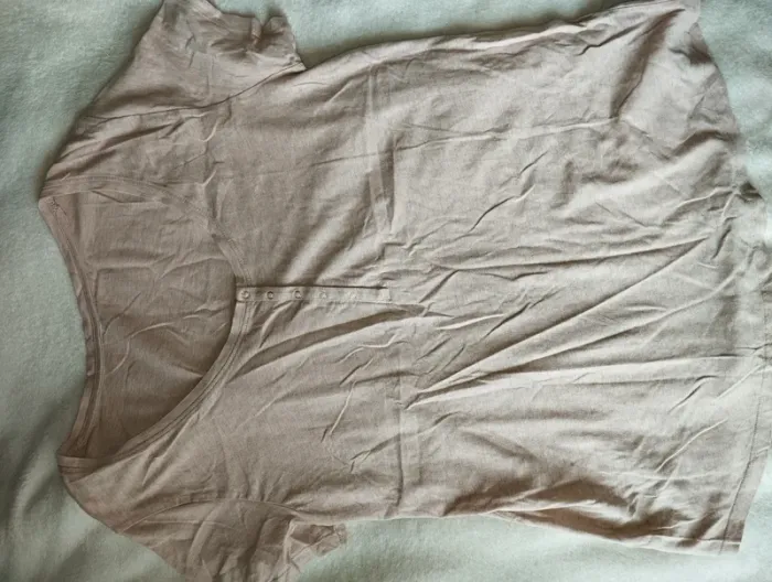 Lot T-shirt et débardeur - photo numéro 2