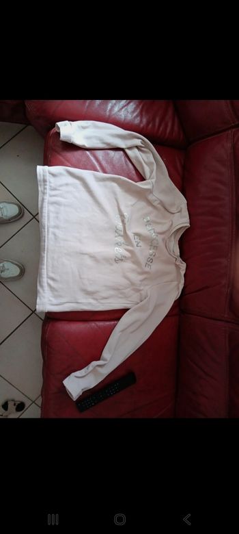 Pull taille M cache cache