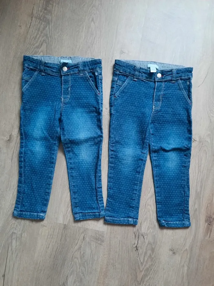Lot de 2 jeans stretch Obaïbi 18mois