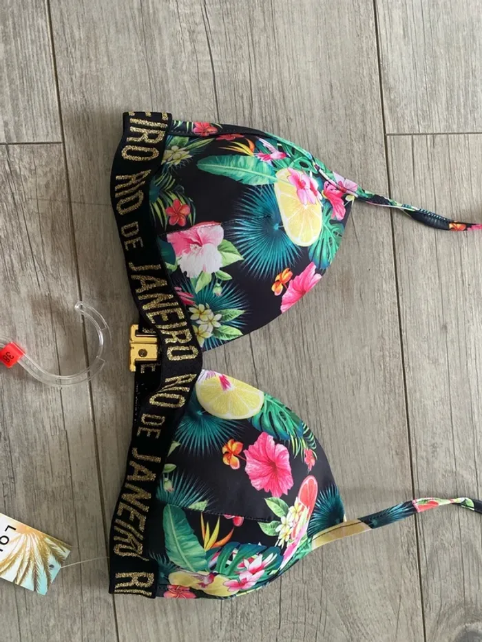 Maillot de bain 2 pièces neuf taille 38 - photo numéro 3