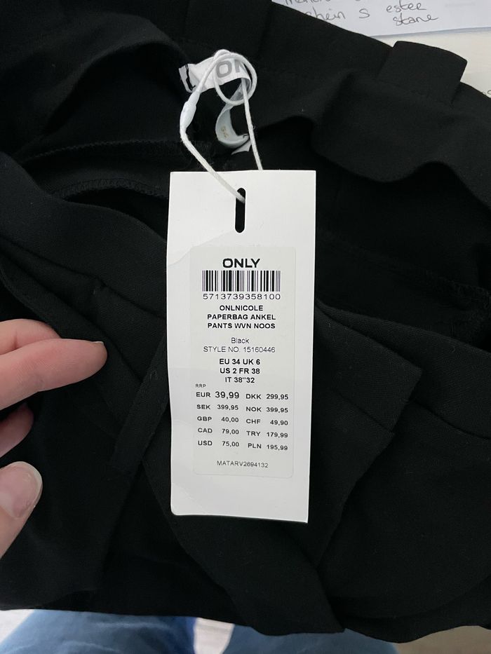Pantalon à pince noir - photo numéro 4