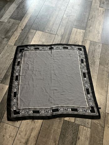 Magnifique foulard