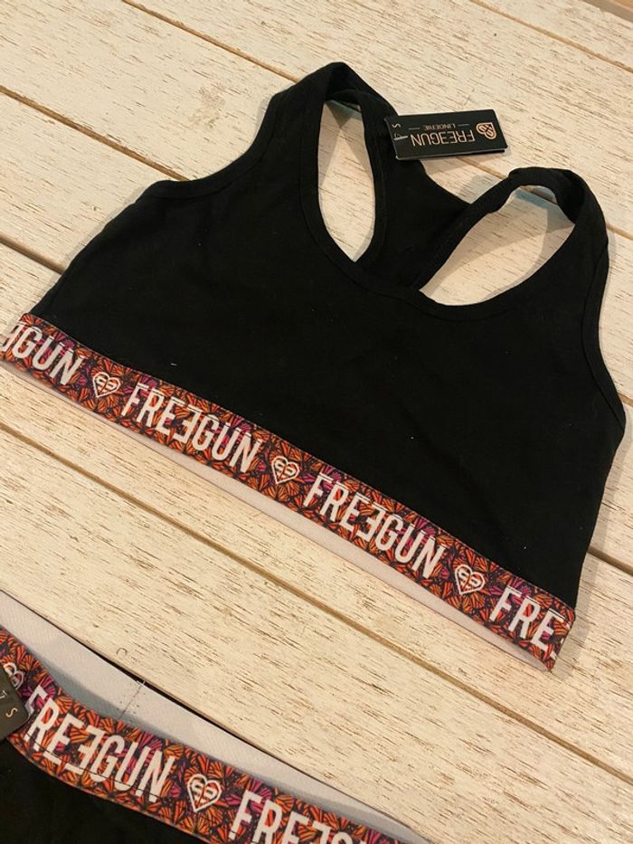 Ensemble lingerie Freegun brassière soutien-gorge + culotte femme T S ou fille ado 12/16 ans - photo numéro 5