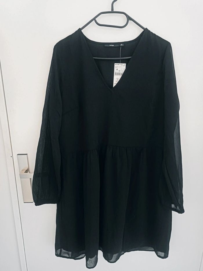 Robe noire Taille 40 Kiabi Neuf avec étiquette - photo numéro 2