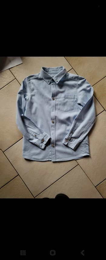 Chemise bleu clair