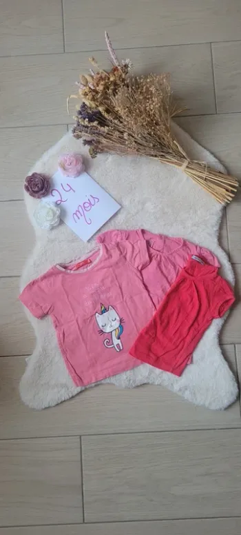 Lot de trois t-shirts