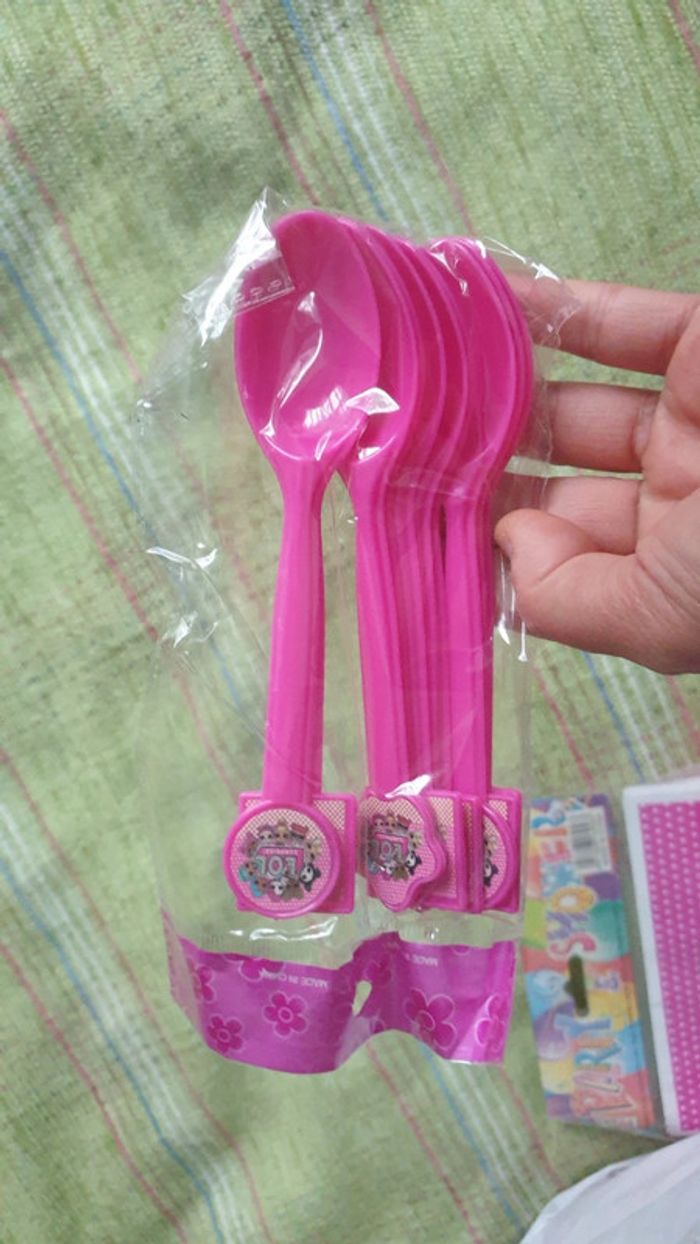 10 cuillère poupee lol