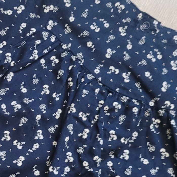 Tunique bleu marine et blanche. Fille 9 mois. Marque Tape à l'oeil - photo numéro 2