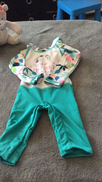 Combi intégrale de bain