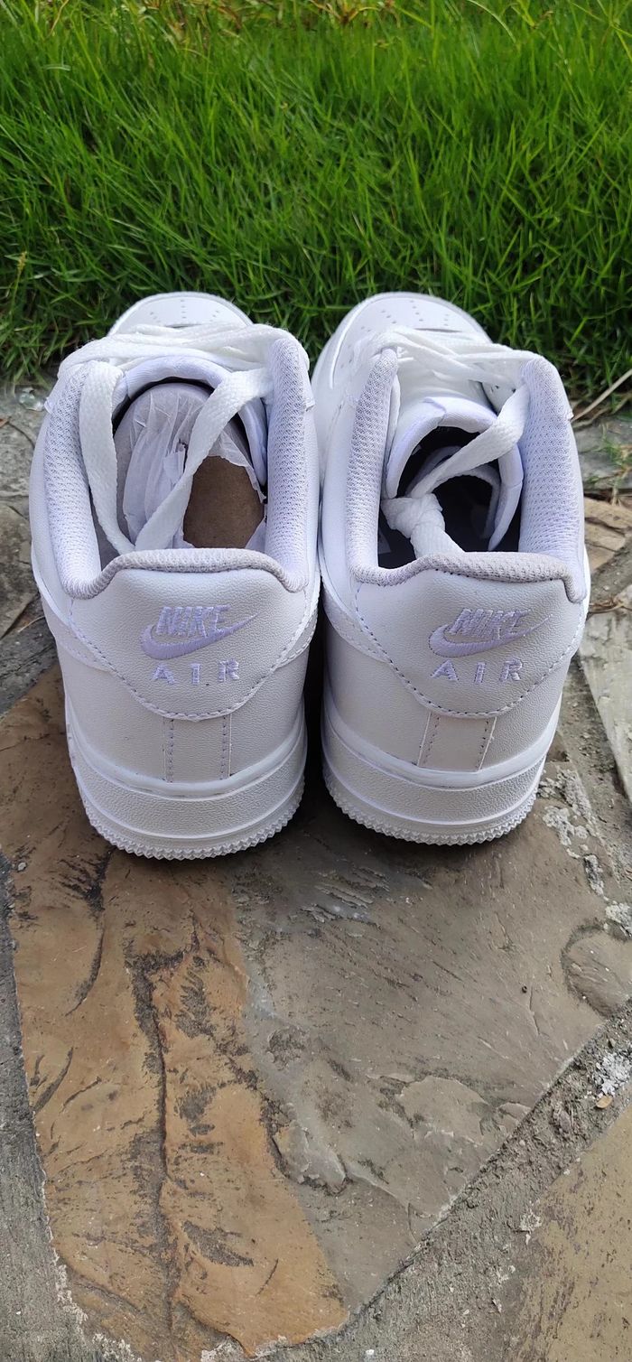 Nike Air Force 1 Low '07 White 44.5 - photo numéro 5