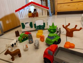 Jeu de construction Ecoiffier Abrick
 Exploitation Agricole