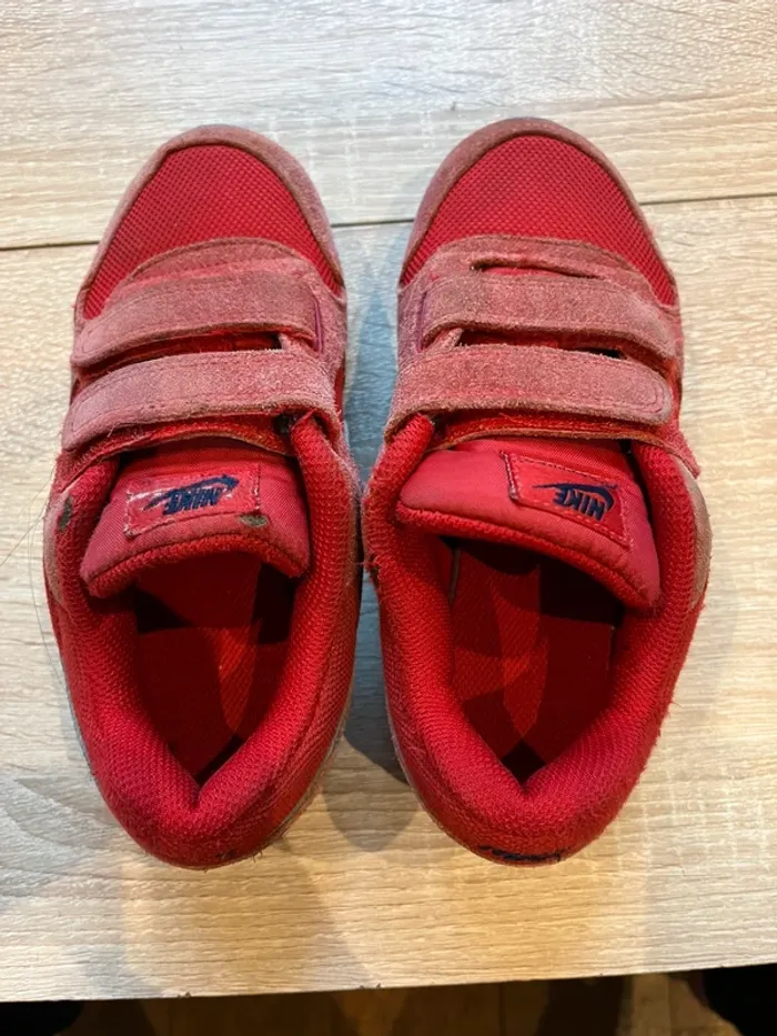 Basket Nike taille 31 - photo numéro 3