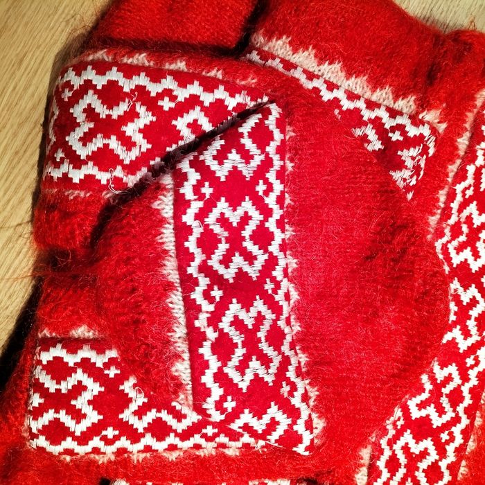 Gilet rouge et blanc Fille - Fait main - 6 ans - photo numéro 4