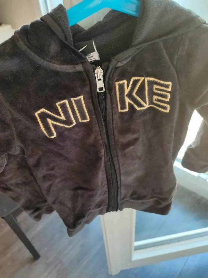 Veste Nike 18-24 mois - photo numéro 2