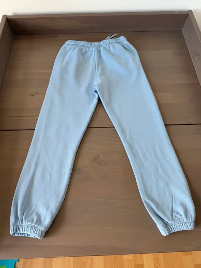 Jogging La Halle Taille 8 Ans - Très bon état - photo numéro 3