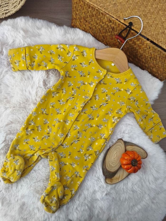 Lot de 3 pyjama automnal ~ 1 mois - photo numéro 3