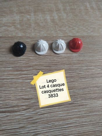 Lego lot 4 casques casquettes