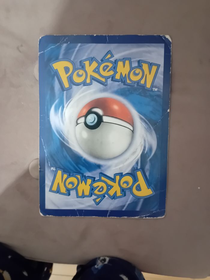 Grande carte charizard - photo numéro 2