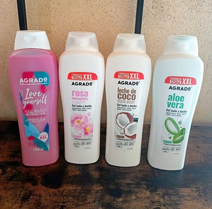 Lots de 4 gels douche 1250 ml Neuf