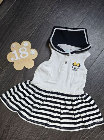 Jolie robe bébé 