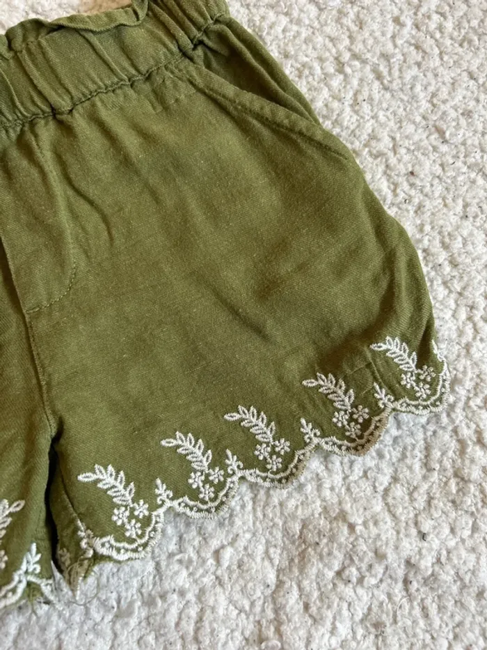 Short kaki - photo numéro 2