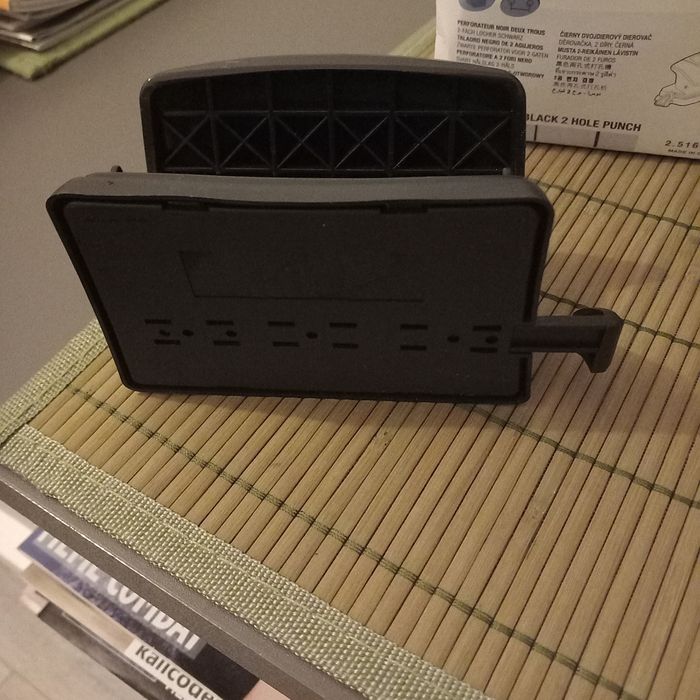 Perforeuse  noire - photo numéro 5