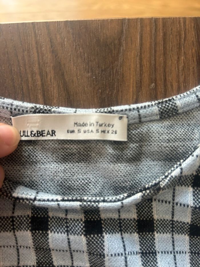 Pull & bear. Ensemble débardeur et jupe taille S - photo numéro 3