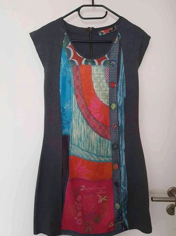 Robe desigual  taille 38