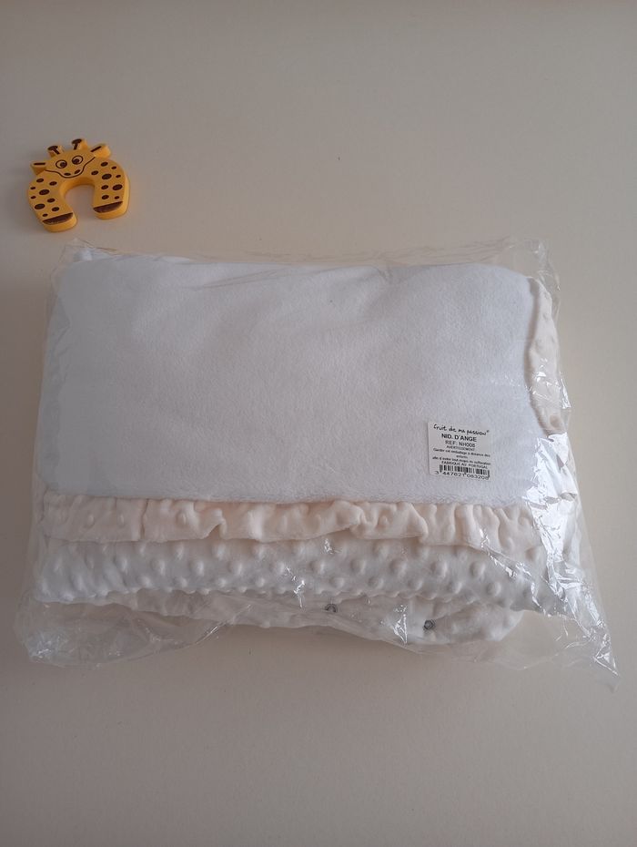 Nid d'ange bébé minky et polaire écru - photo numéro 3