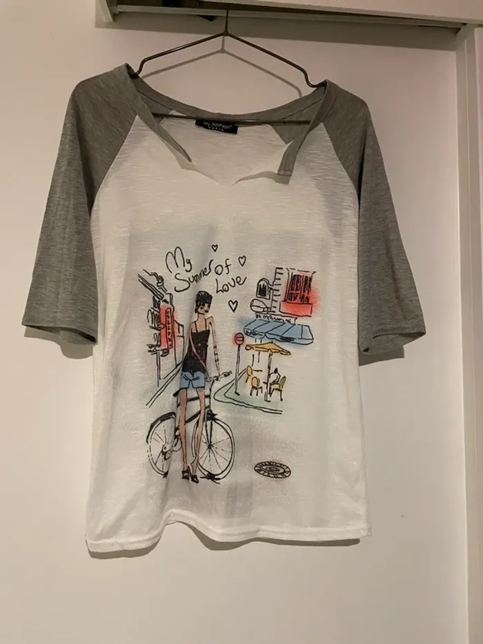 Jolie tee shirt taille 36-S