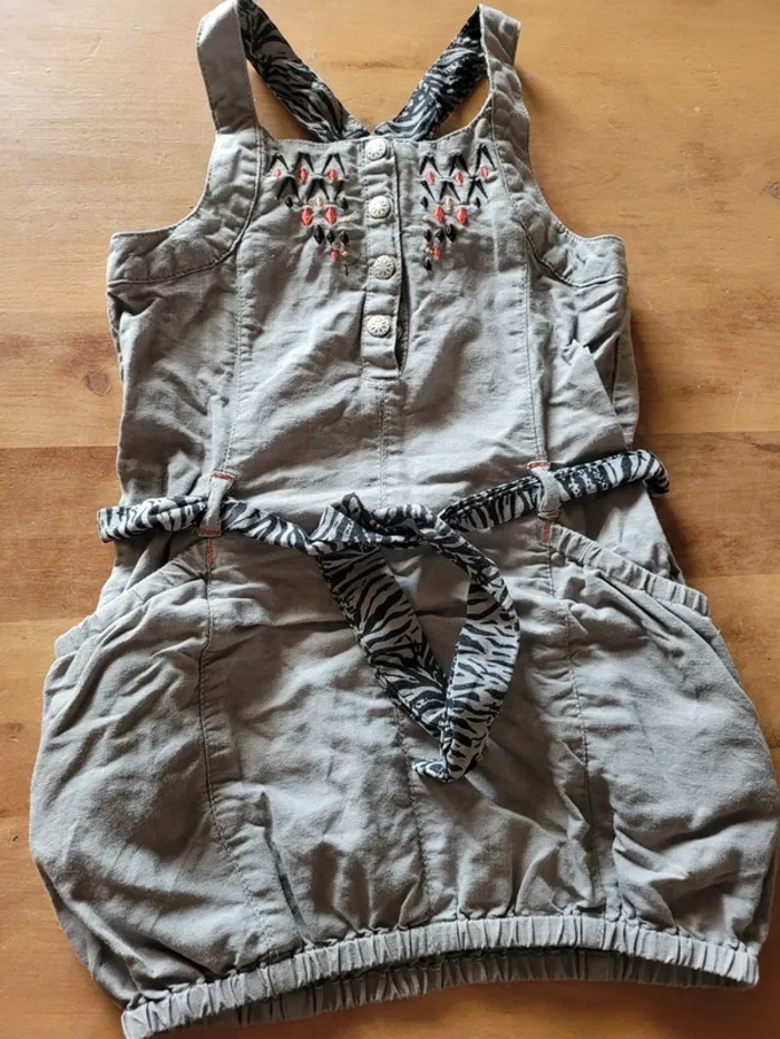 Robe 3 ans