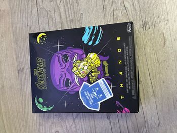 boite funko pop thanos