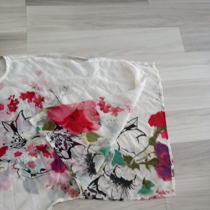 Chemisier femme à manches courtes blanc imprimé SHK Mode taille M - photo numéro 4
