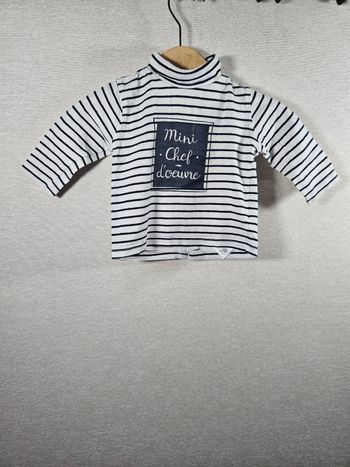 T-shirt à col roulé  gémo 3 mois