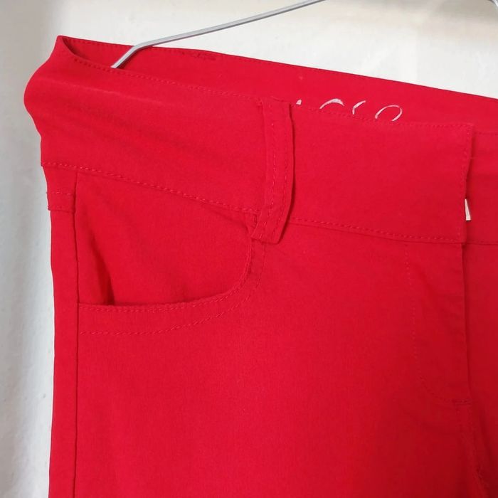 Magnifique pantacourt rouge taille 38 - photo numéro 2